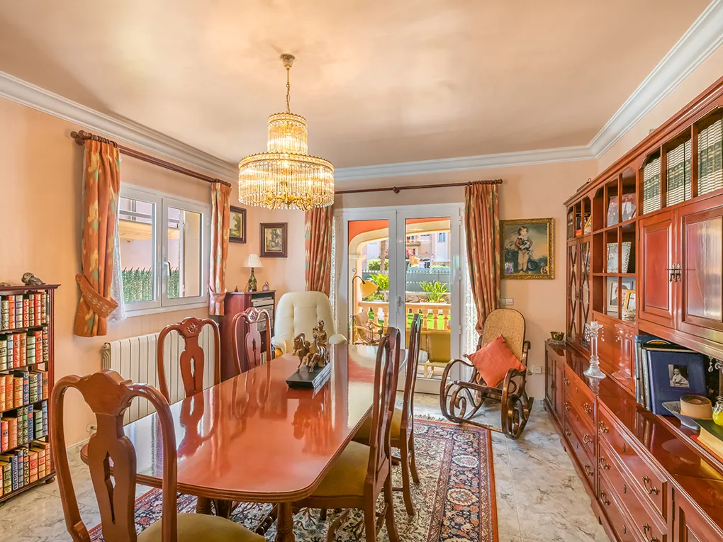 Vacker villa med pool i privilegierat område i Playa de Palma - Mallorca-8