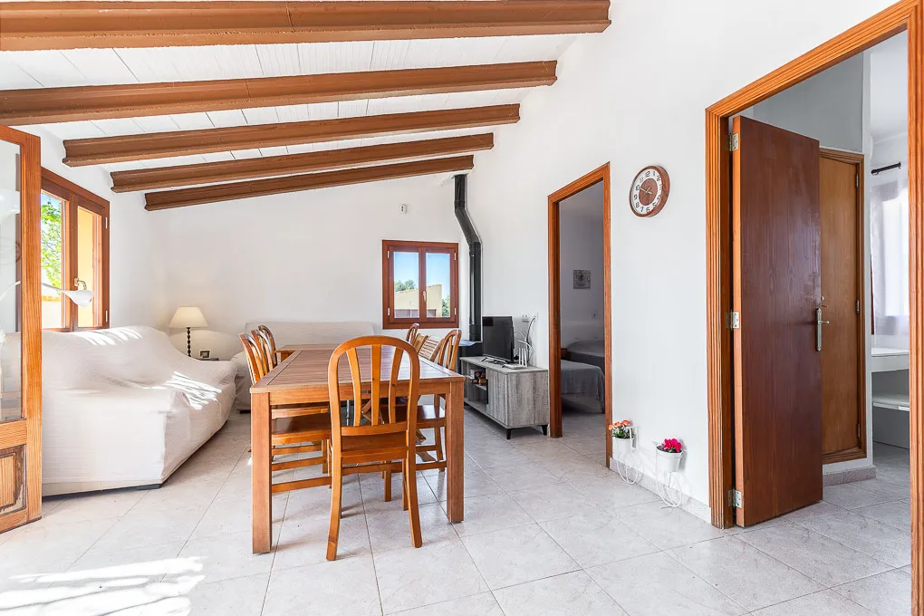 Finca with rental licence and sea views-5