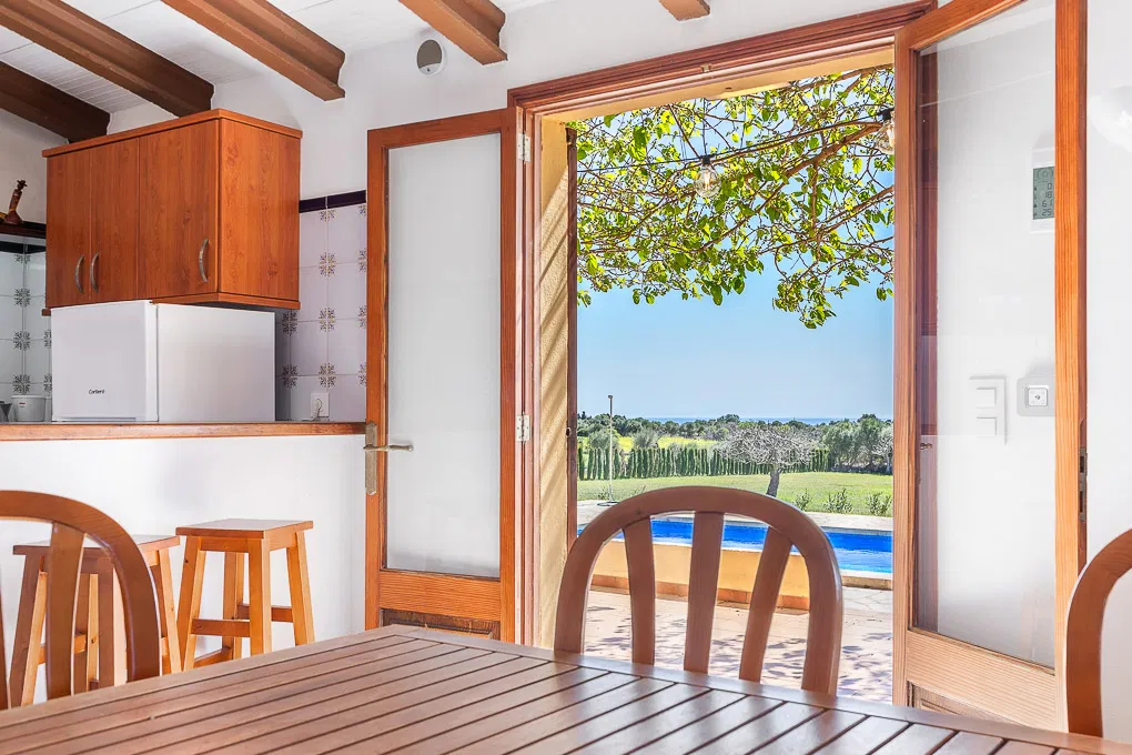 Finca with rental licence and sea views-2