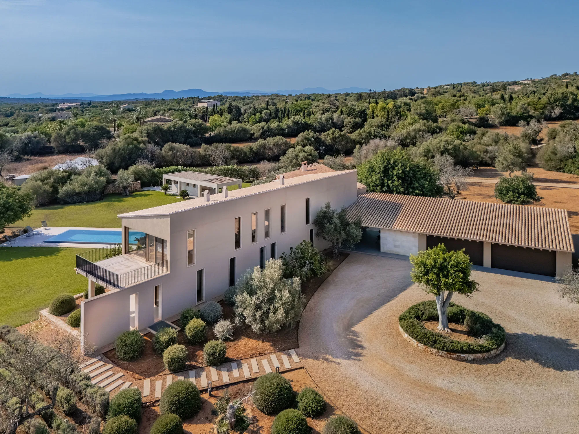 Spacious, Modern Finca Near Santanyí-4