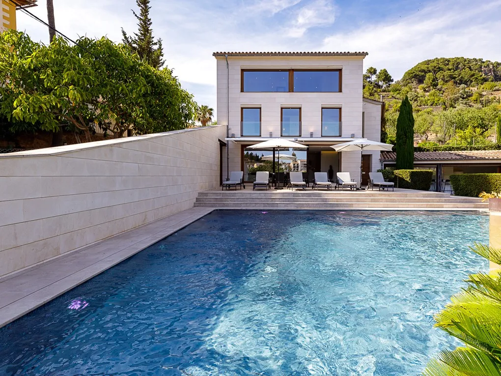 Maison moderne avec vue imprenable à Bunyola-1