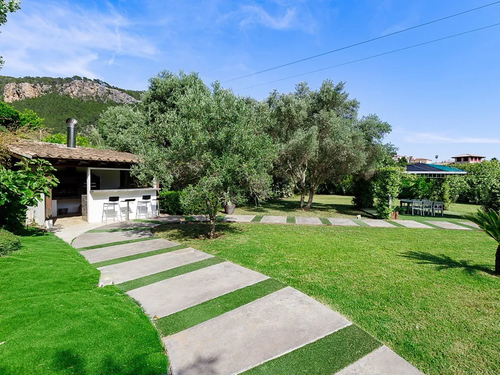 Современный дом с прекрасным видом в Буньоле-16