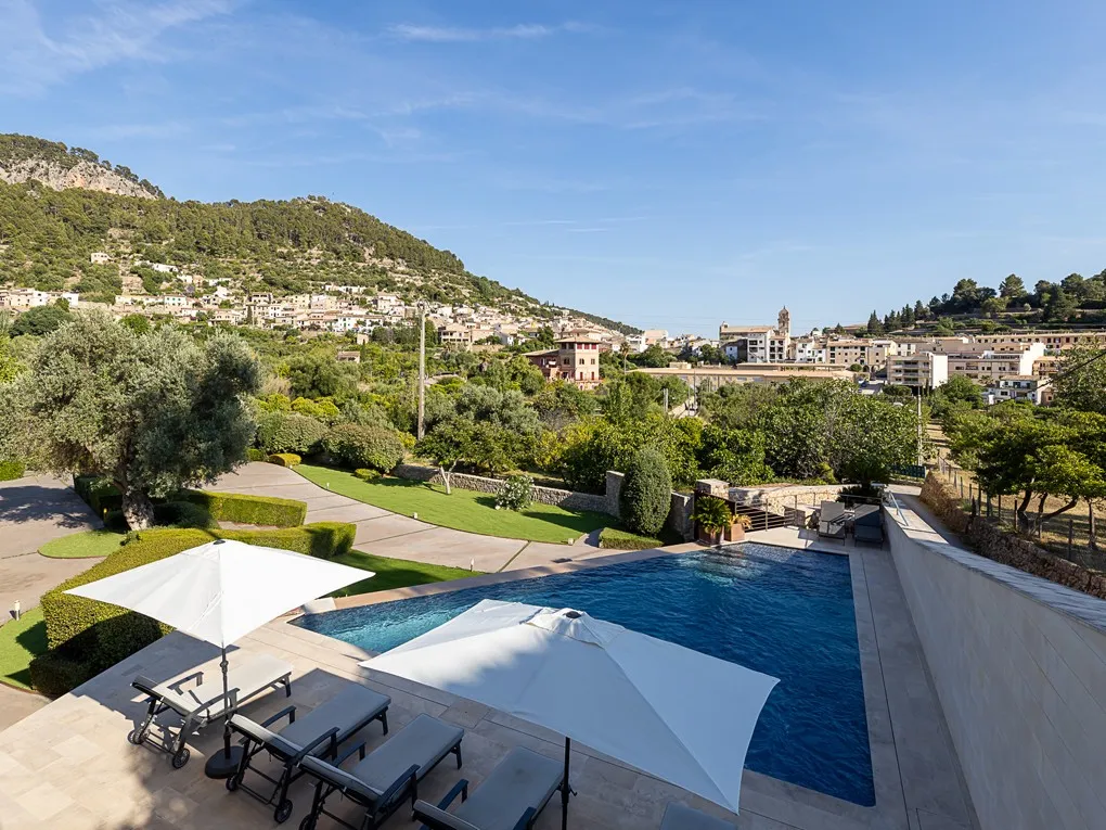 Современный дом с прекрасным видом в Буньоле-21