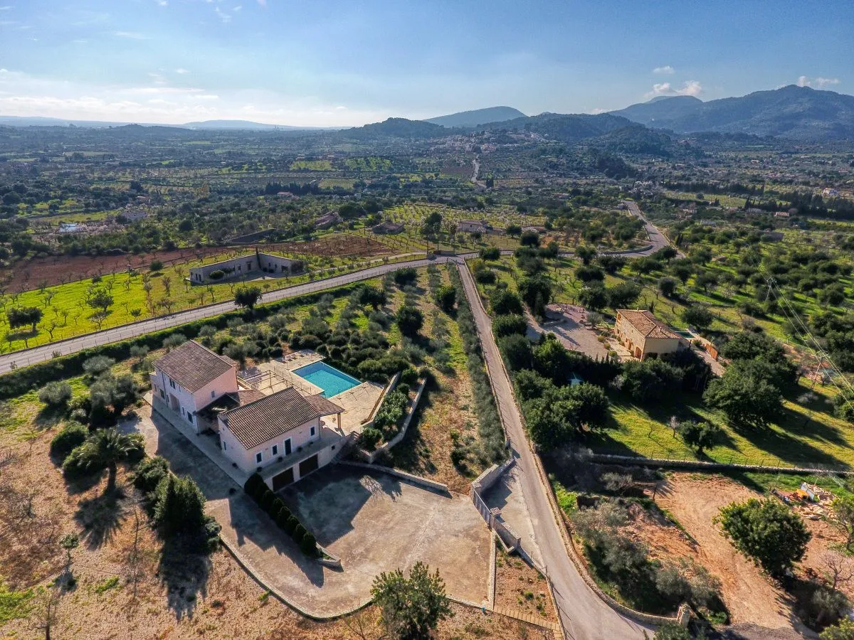 Excellent country estate with holiday rental license-3