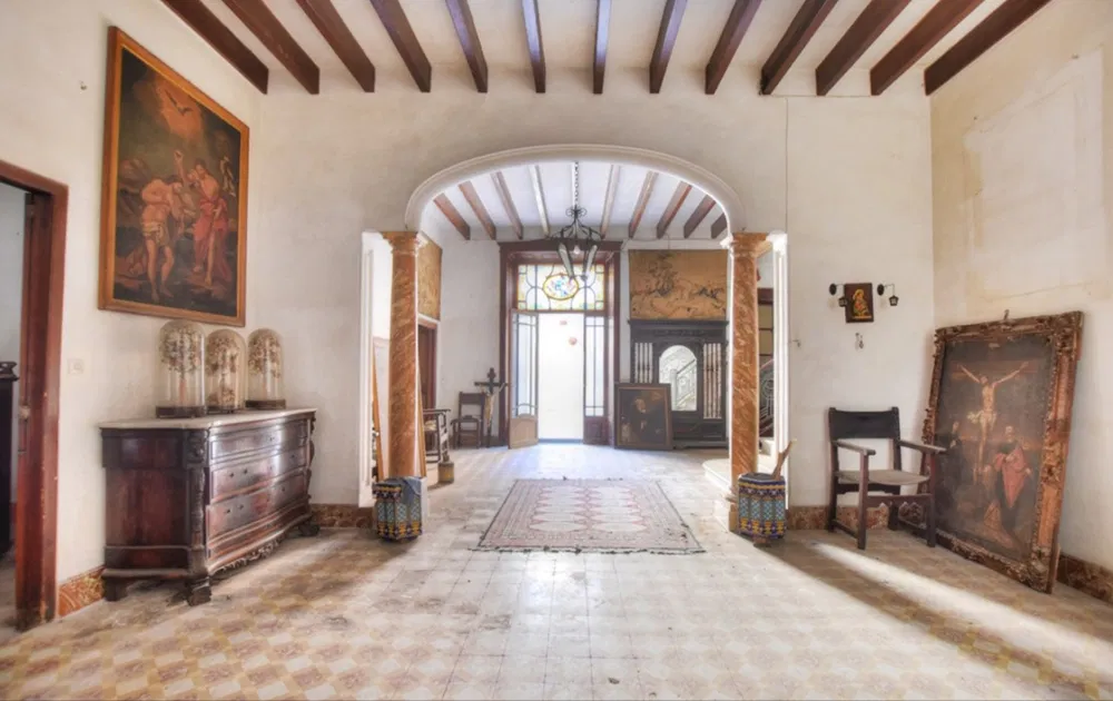 Manor house to be converted into an interior hotel in Manacor-2