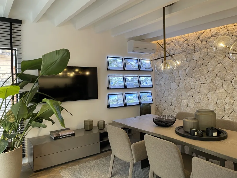 Een charmant, gerenoveerd kantoor in Santa Catalina-2