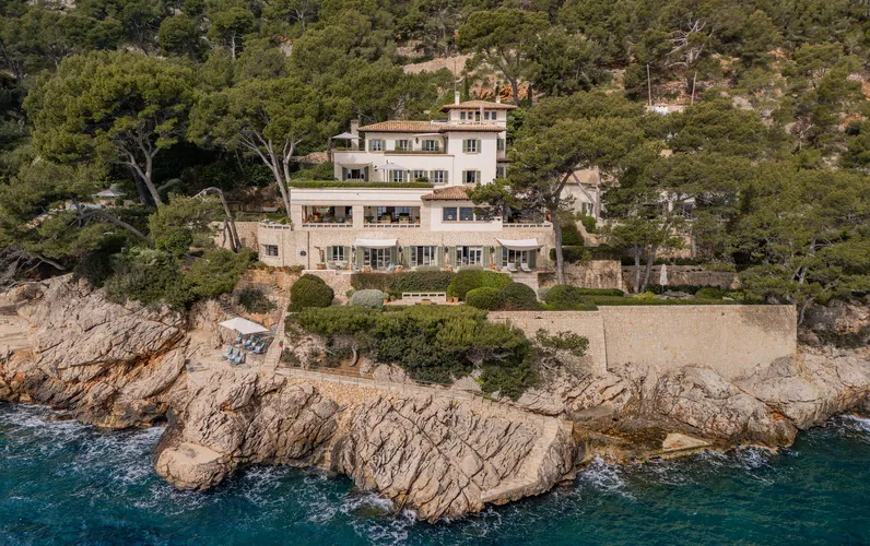 Mediterranean luxury residence with direct sea access in Formentor
