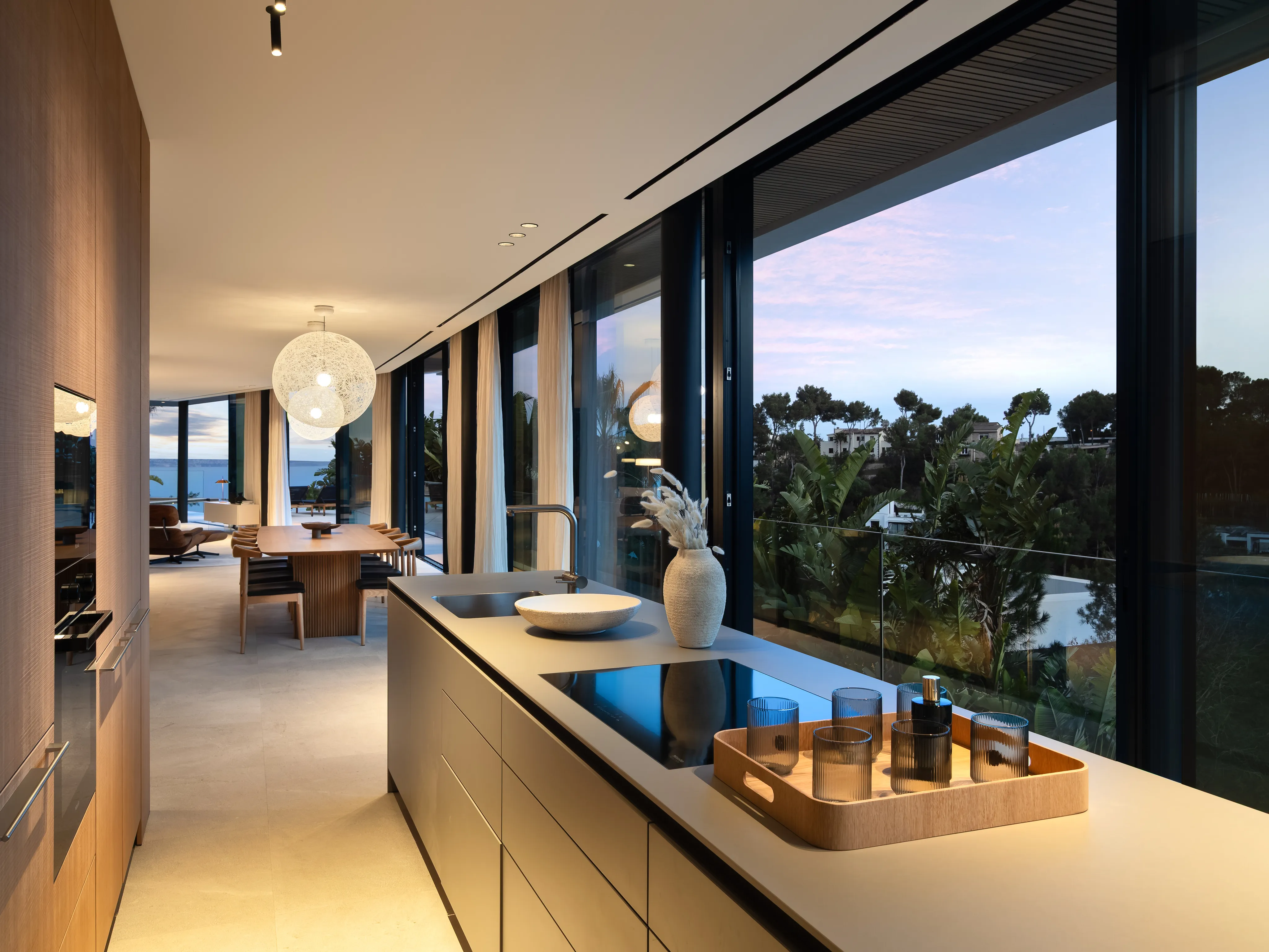 Wymarzona luksusowa willa ze spektakularnym widokiem na morze-9