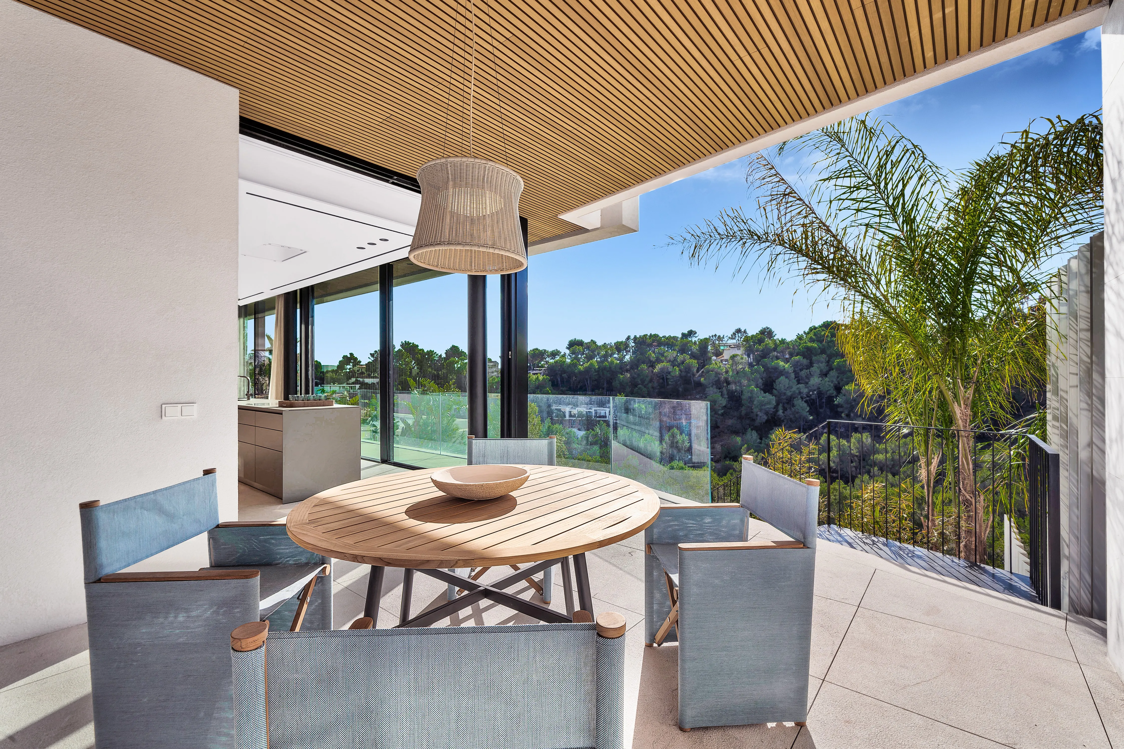 Wymarzona luksusowa willa ze spektakularnym widokiem na morze-7