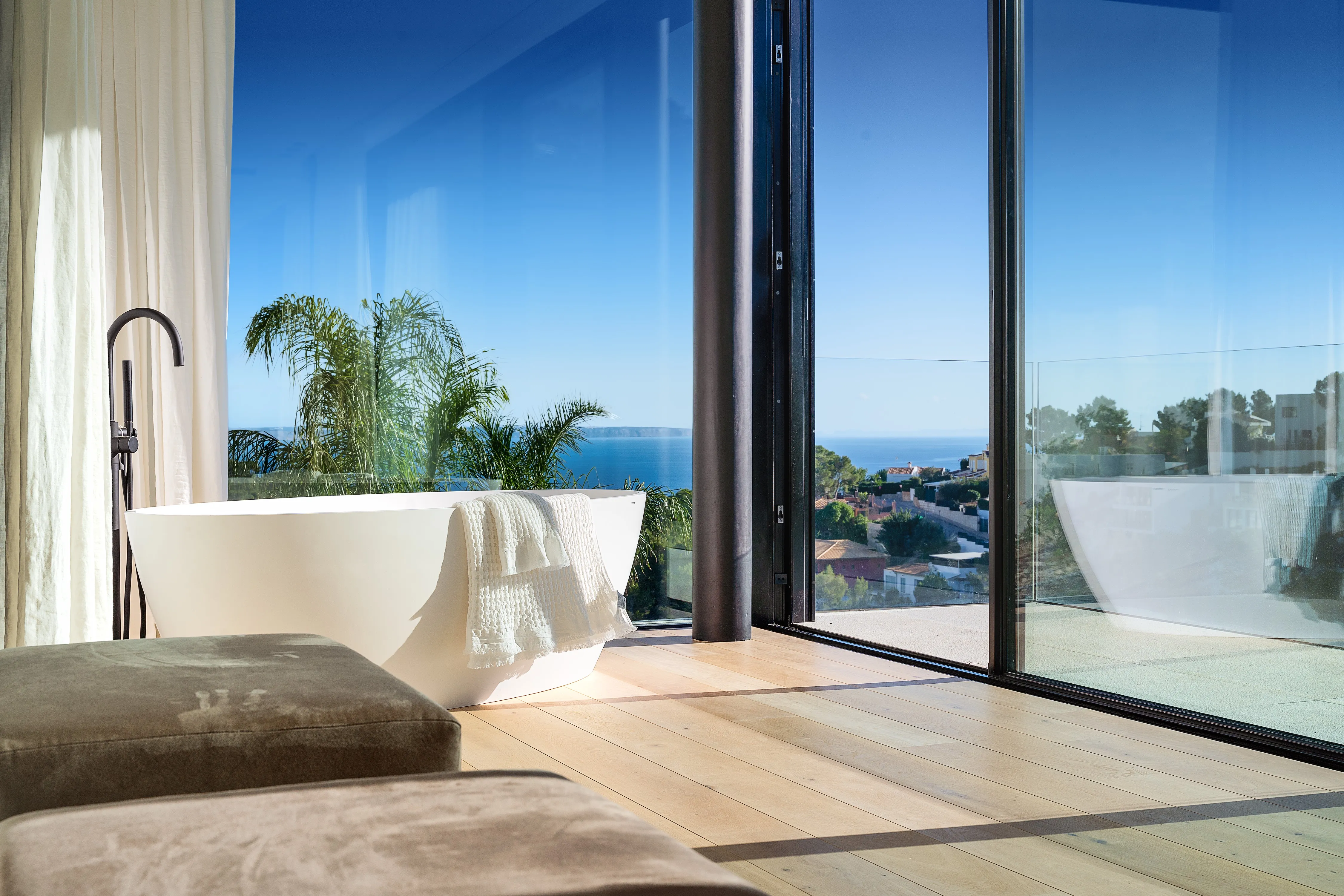 Wymarzona luksusowa willa ze spektakularnym widokiem na morze-13