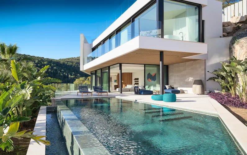 Villa di lusso da sogno con vista spettacolare sul mare