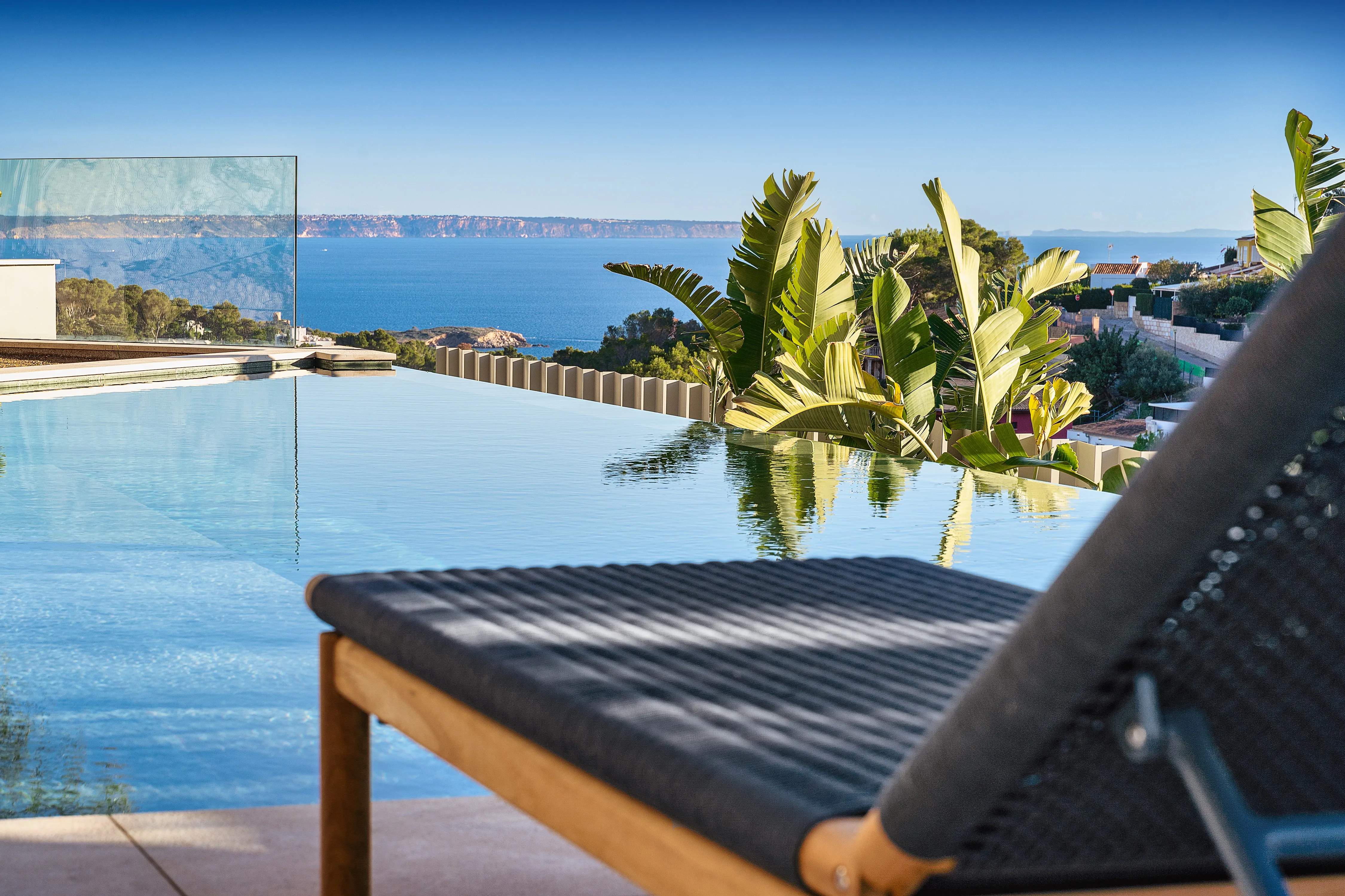 Wymarzona luksusowa willa ze spektakularnym widokiem na morze-17