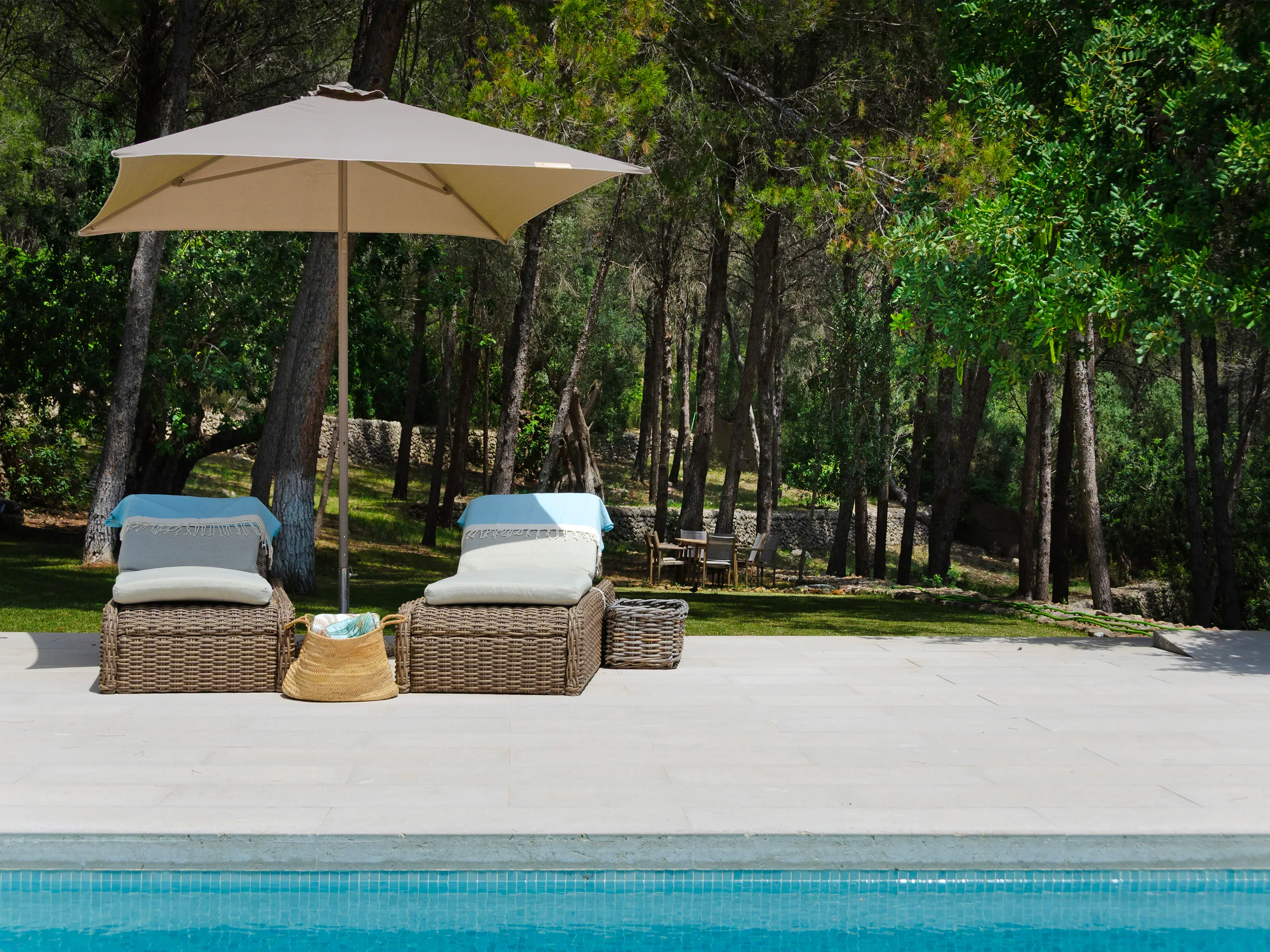 Beautiful country house with sea views in Establiments-2