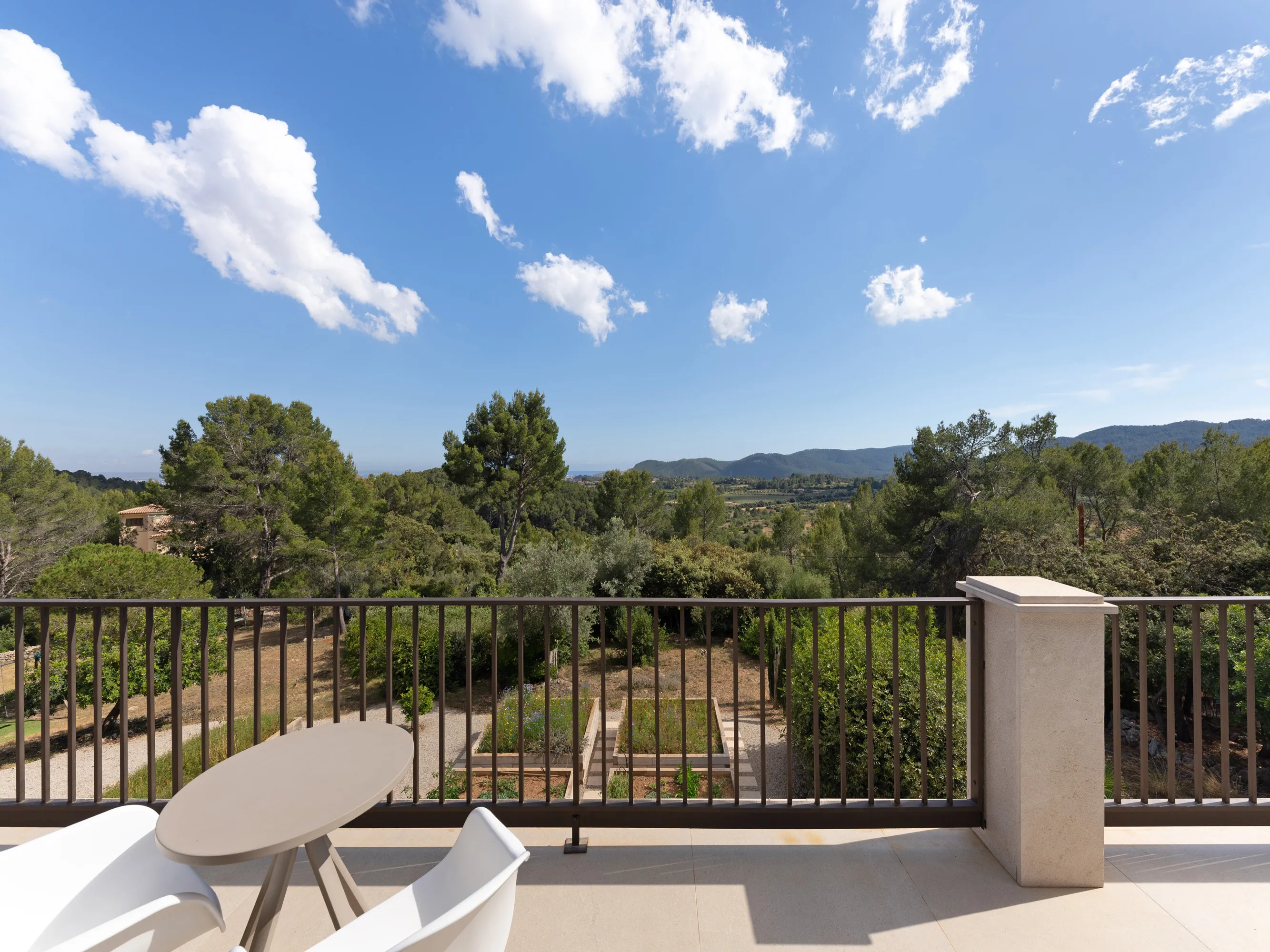 Beautiful country house with sea views in Establiments-11