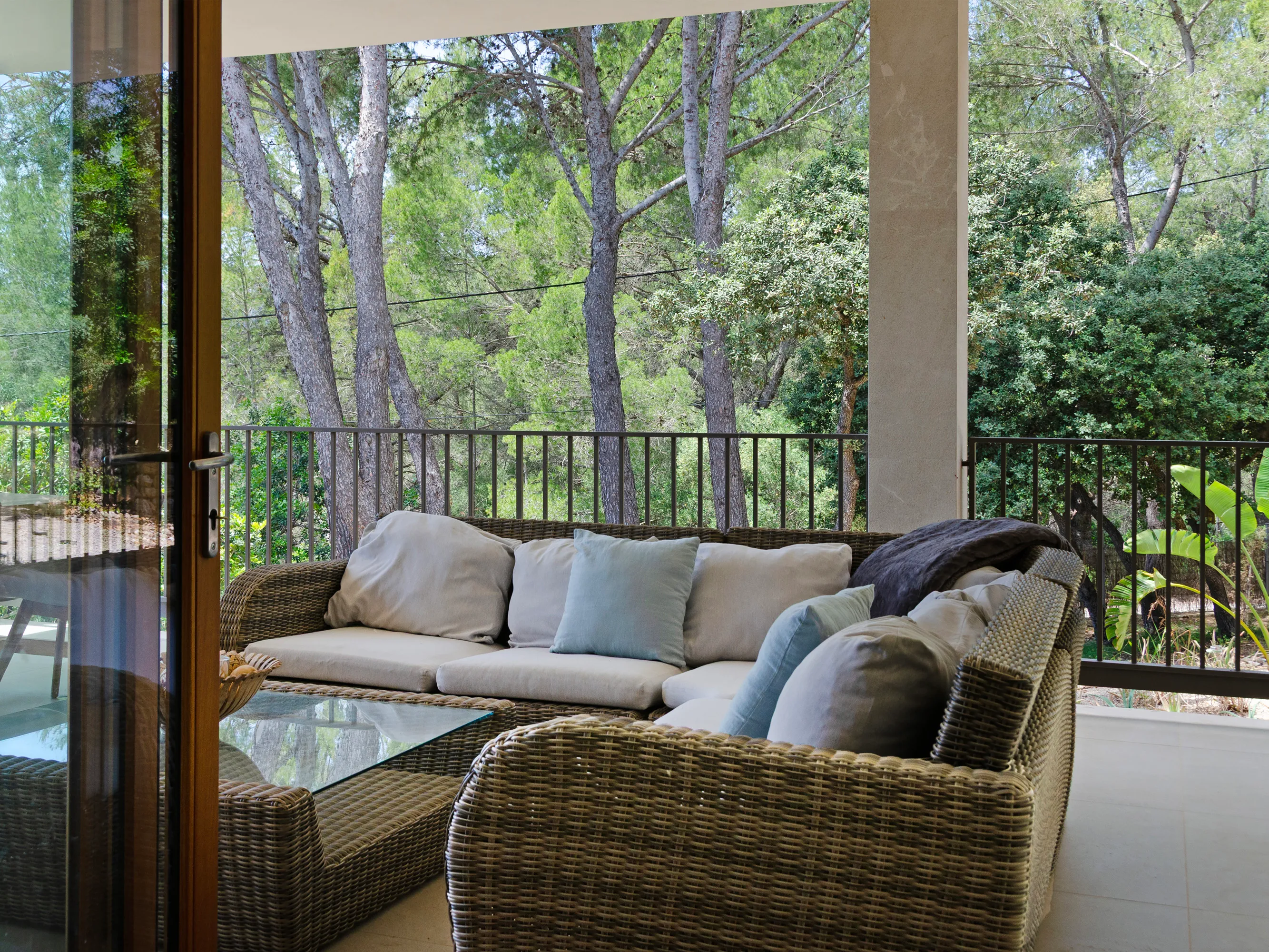 Beautiful country house with sea views in Establiments-15