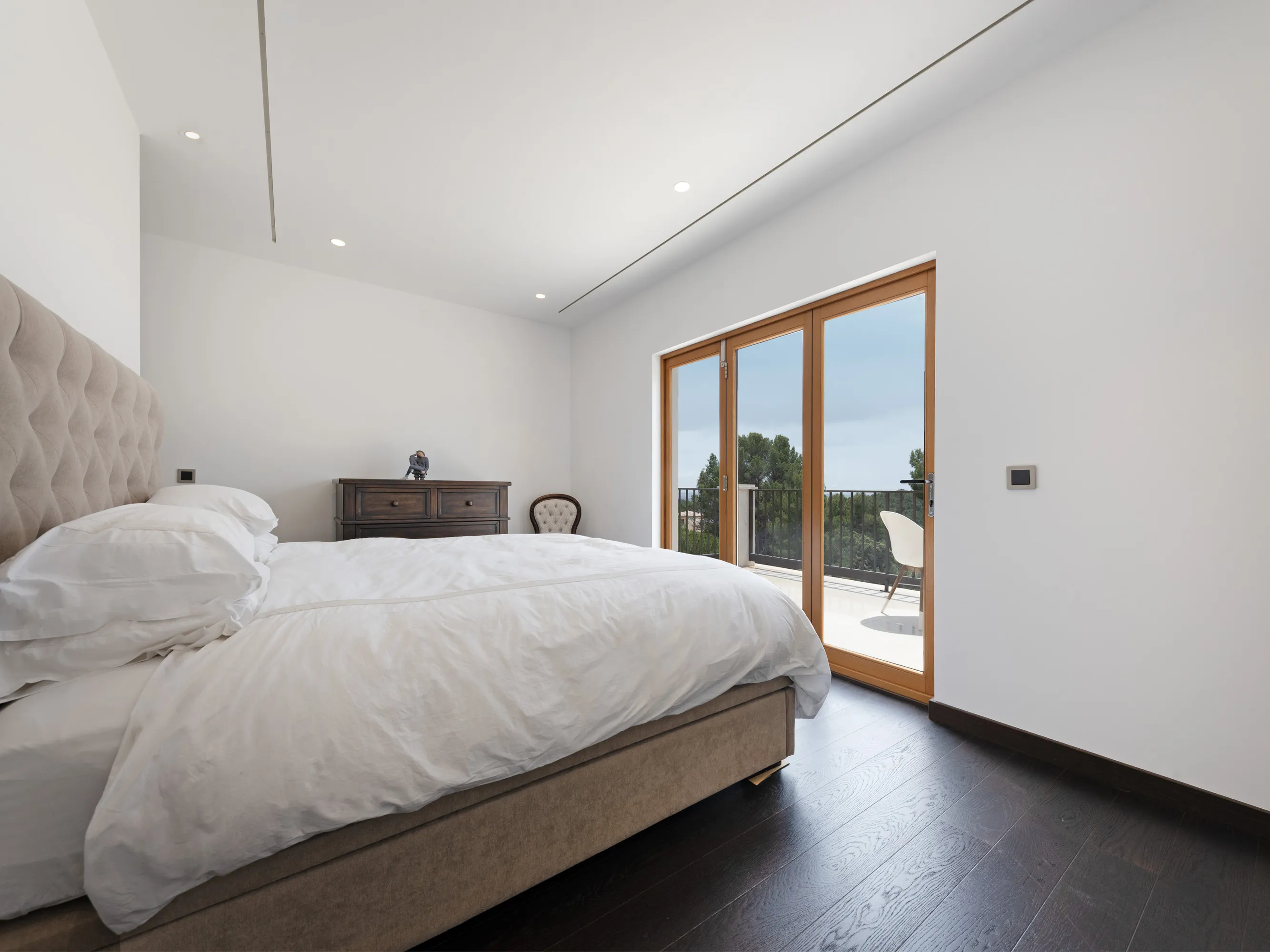 Beautiful country house with sea views in Establiments-10