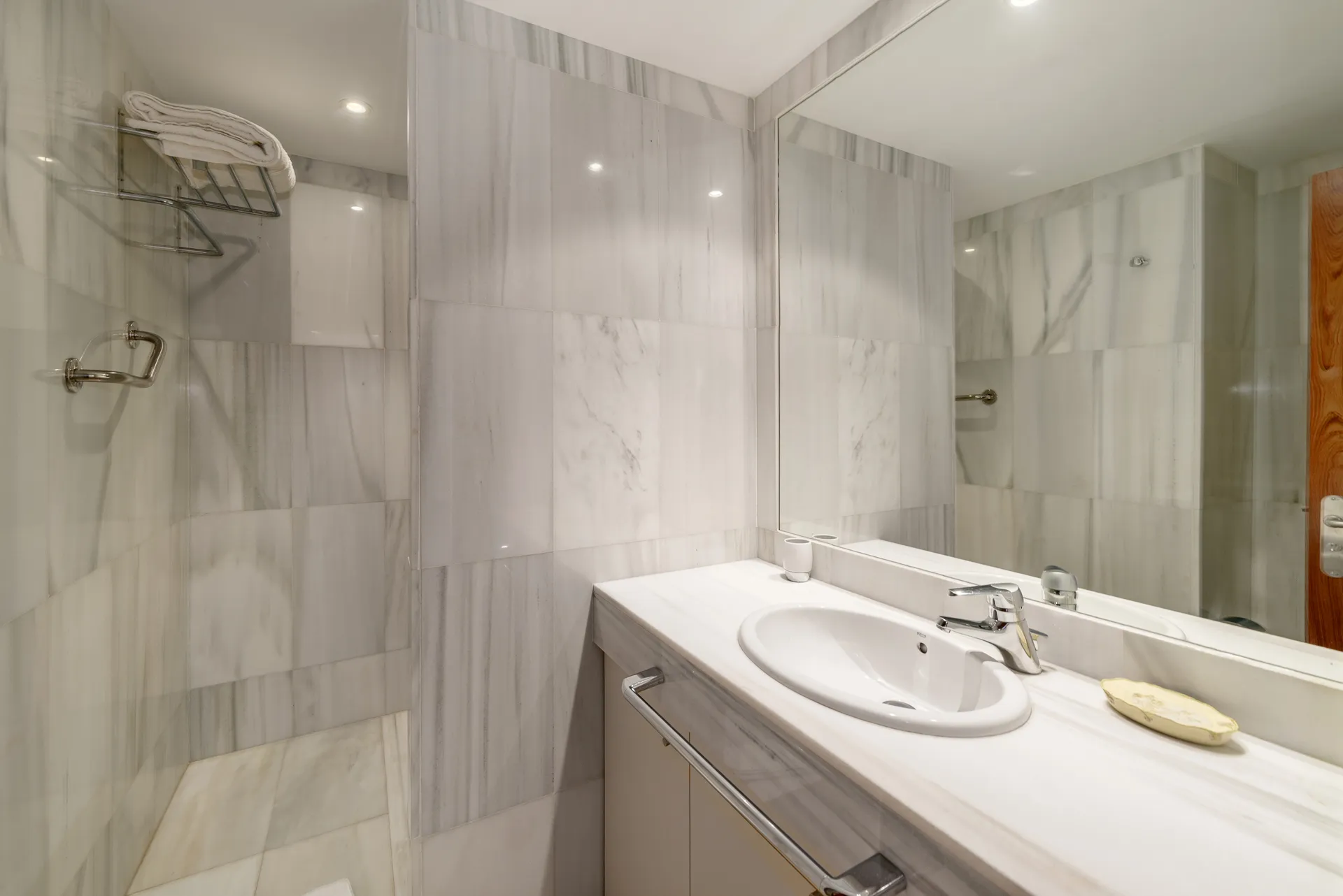 Penthouse with Sea Views in Sa Vinya-10