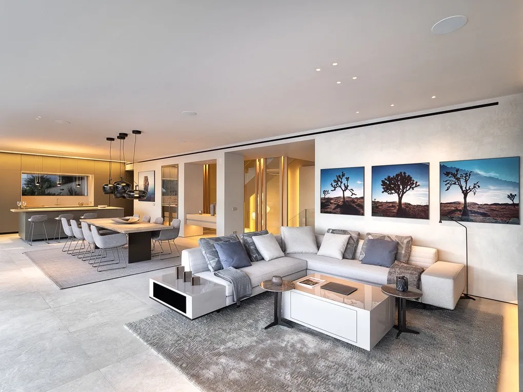 Unique newly-built Frontline Premium Villa with direct sea access-16