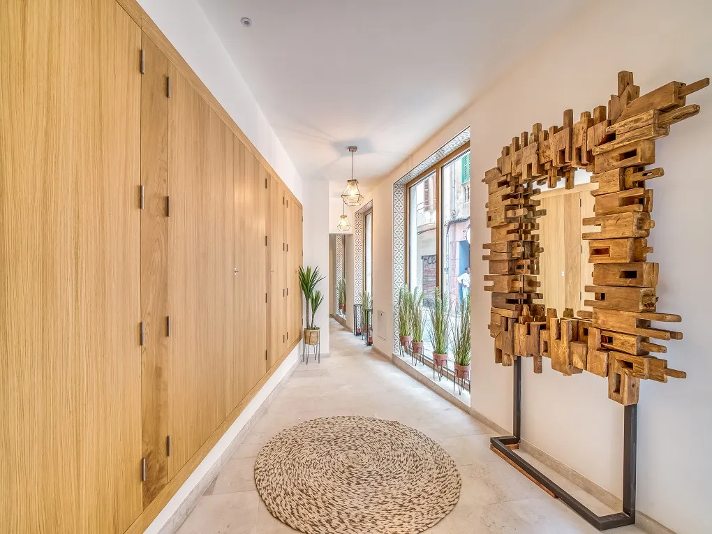 Luksusowy dwupoziomowy penthouse z tarasem na dachu i windą-13