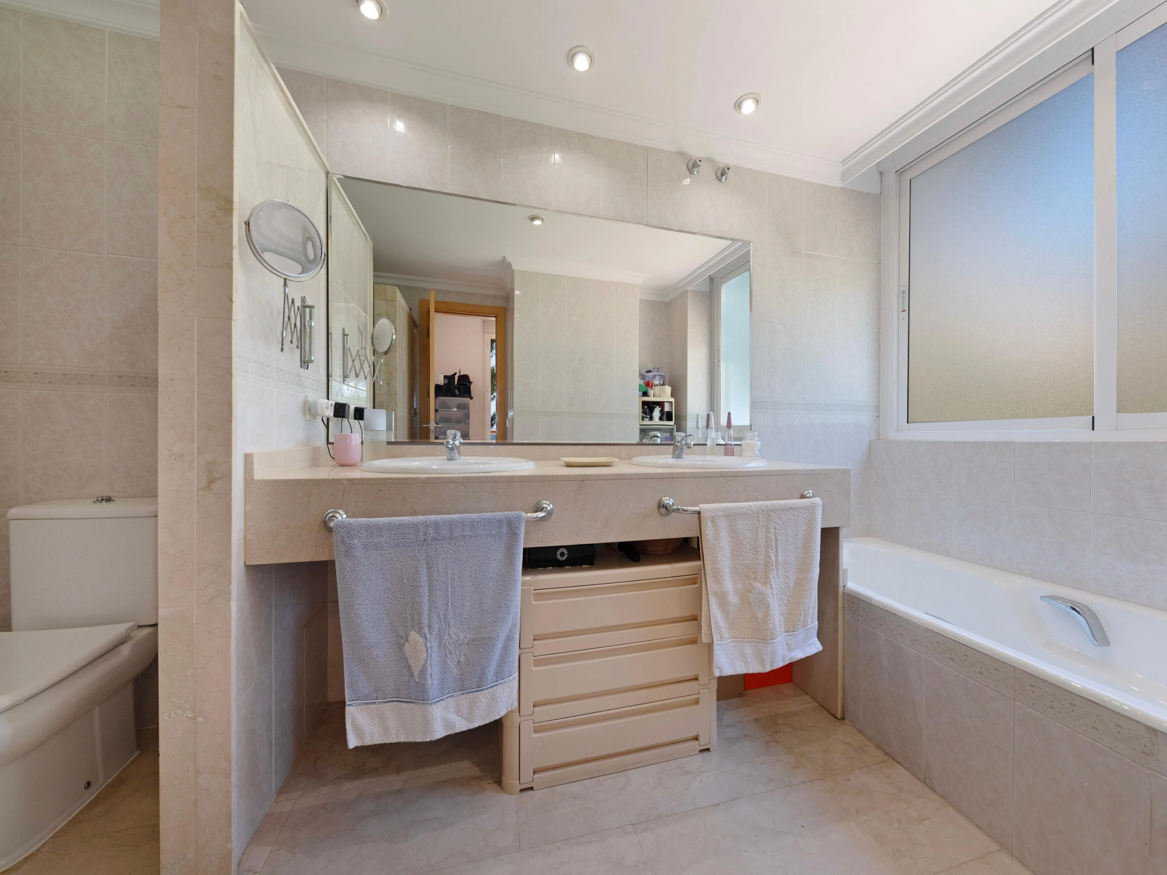 Rijtjeshuis op een exclusieve locatie-9