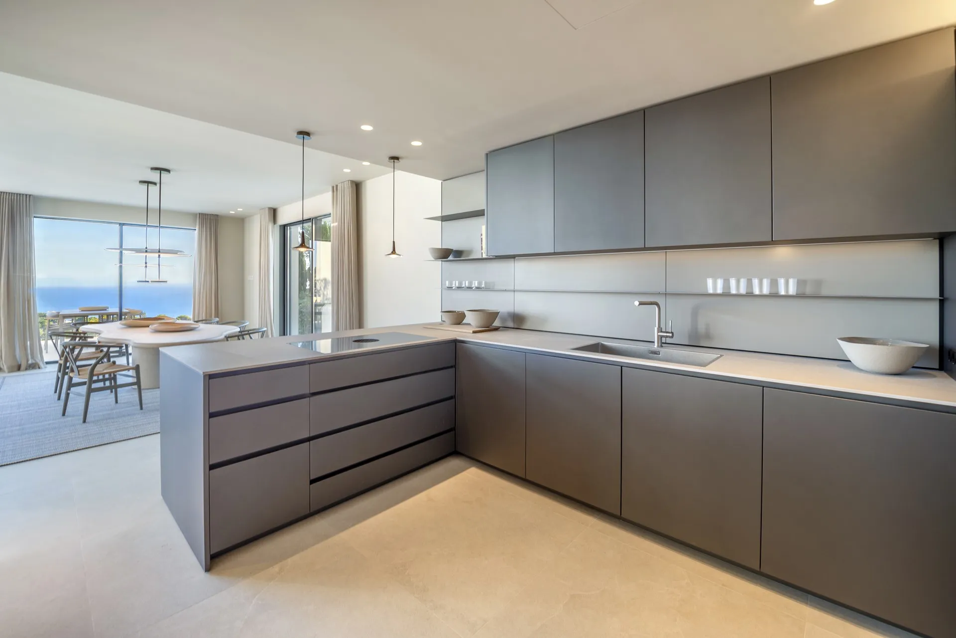 Wykwintna willa z panoramicznym widokiem na morze w ekskluzywnej lokalizacji-7