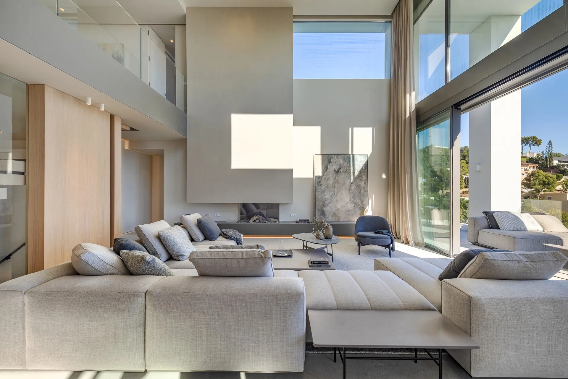 Luksuriøs villa med panoramaudsigt over havet på eksklusiv beliggenhed-2