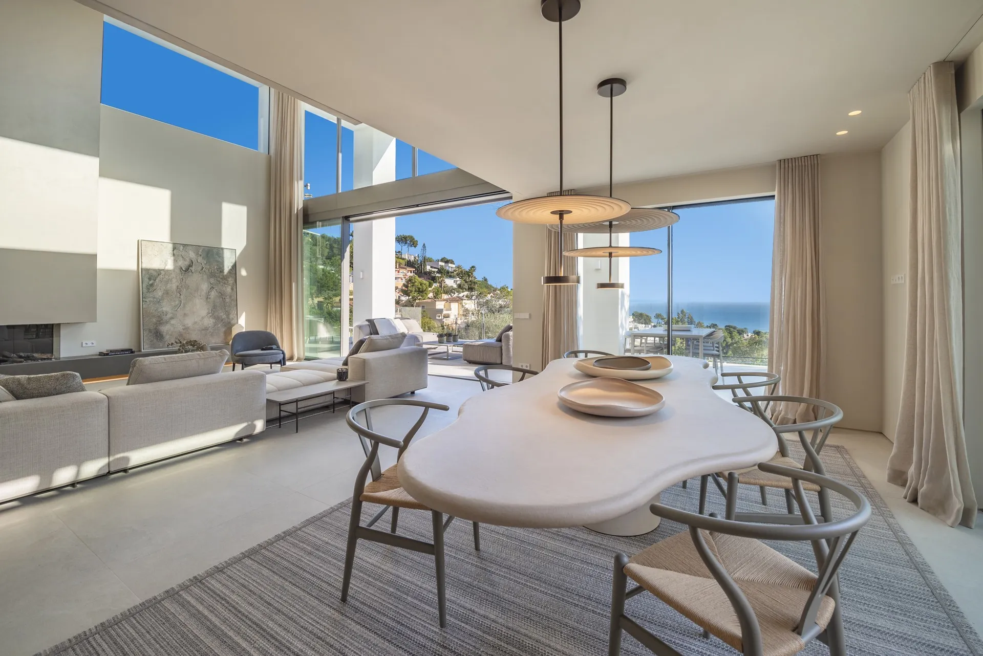 Luxurious villa with panoramic sea views in exclusive location-5