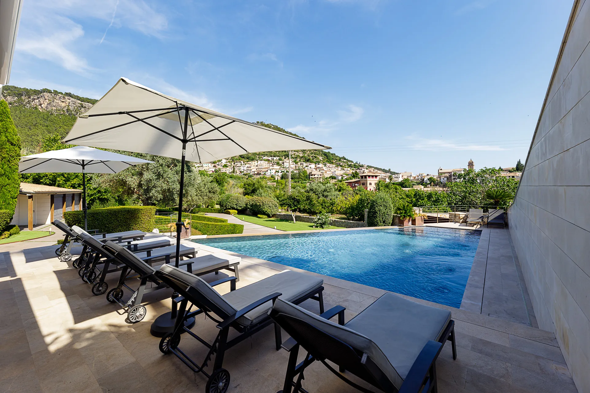 Extravagant villa with stunning views in Bunyola-1