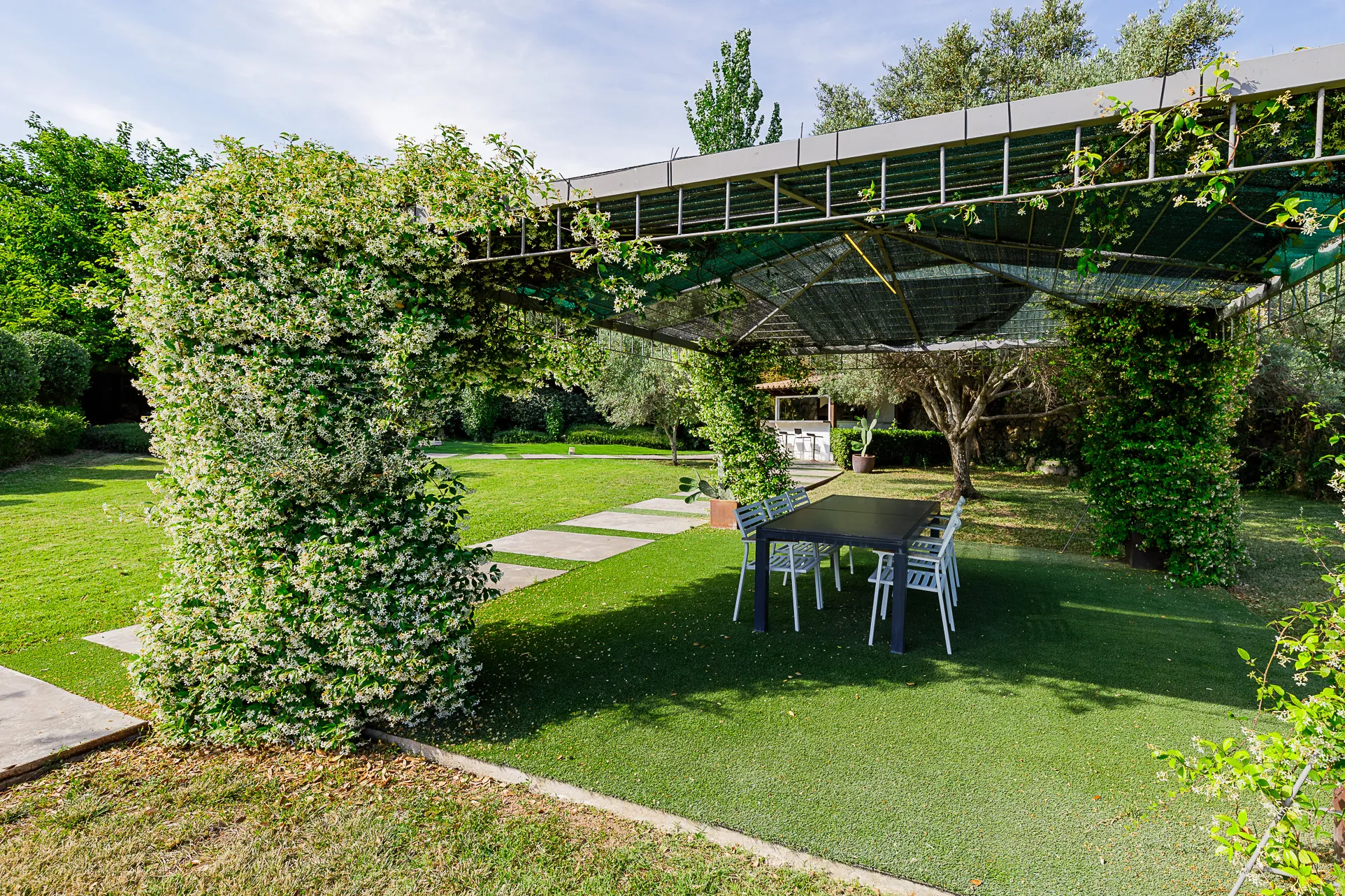 Extravagante villa met geweldig uitzicht in Bunyola-11