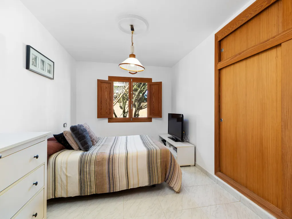 Chalet with a lot of potential-5