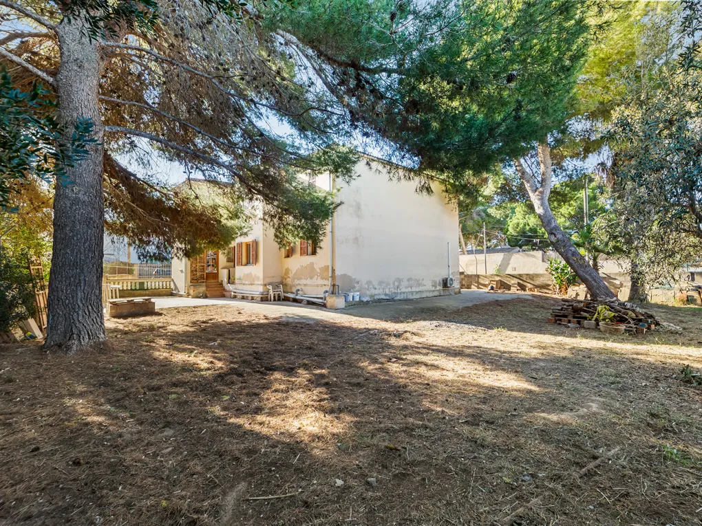 Chalet met veel potentieel-10