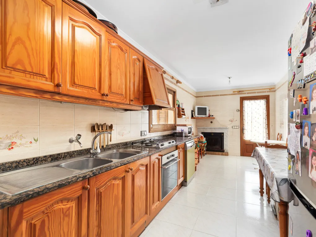 Chalet with a lot of potential-2