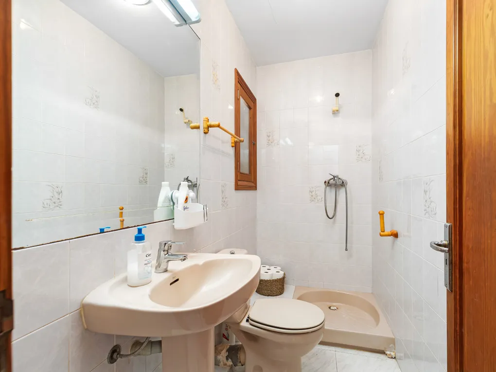 Chalet met veel potentieel-9