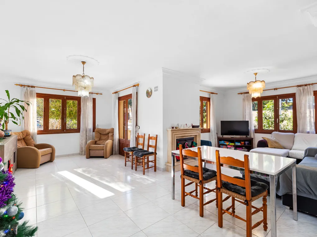 Chalet met veel potentieel-4