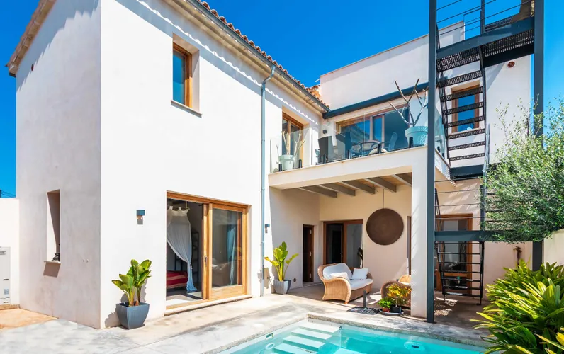 Maison de ville moderne avec intimité et vue imprenable à Muro, Majorque