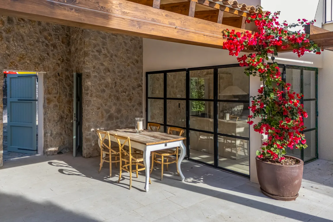 Villa di design vicino alla spiaggia con vista sul mare a Costa de los Pinos-5