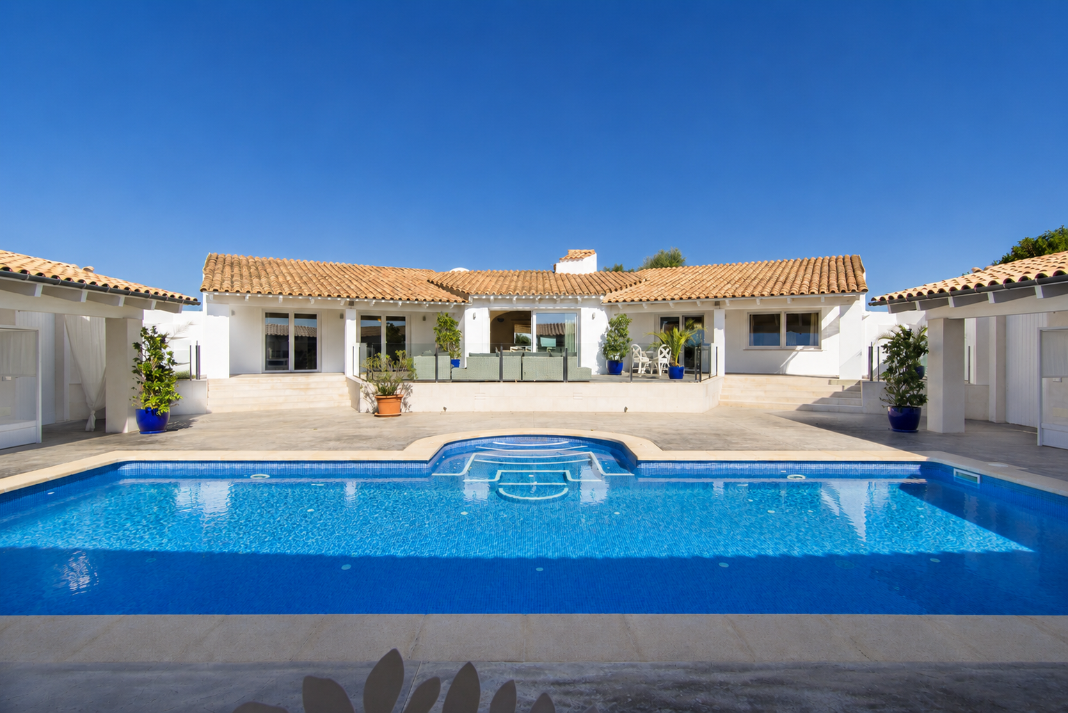 Large Hacienda style country house
